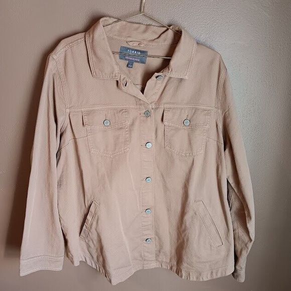 Torrid Light Weight Safari Tan Shacket  Women’s Size 1X 14-16 Camel - Picture 2 of 8